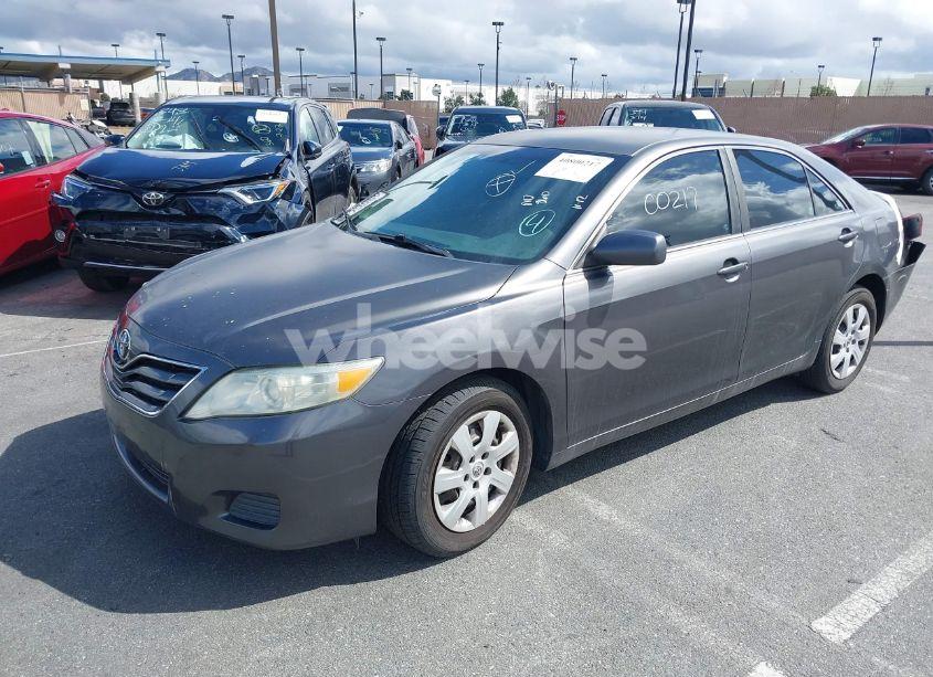 Photo 2 of 2011 Toyota Camry LE (VIN 4T4BF3EK9BR191773)