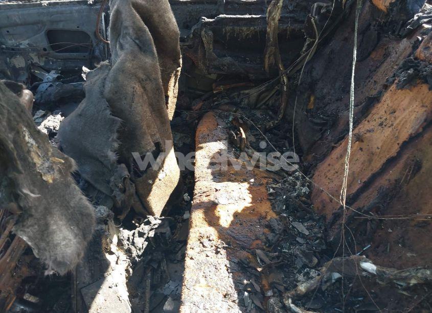 Photo 6 of 2011 Toyota Camry XLE (VIN 4T4BF3EK9BR194043)