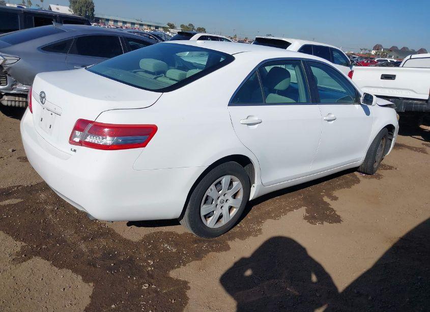 Photo 4 of 2011 Toyota Camry LE (VIN 4T4BF3EK9BR202819)