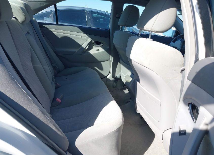 Photo 8 of 2011 Toyota Camry LE (VIN 4T4BF3EK9BR202819)