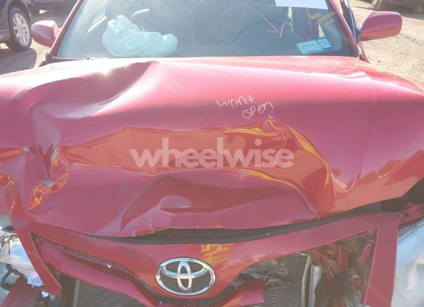 Photo 10 of 2011 Toyota Camry LE (VIN 4T4BF3EK9BR207017)