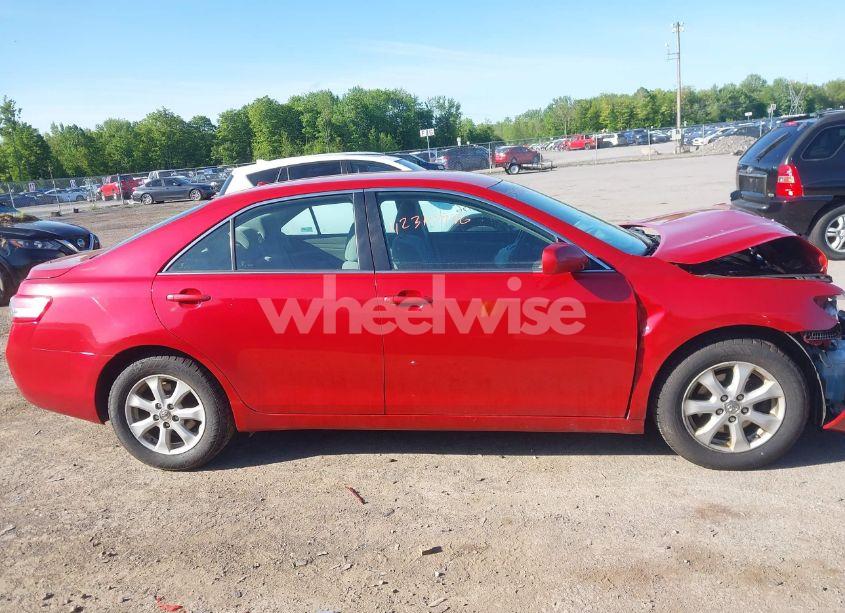 Photo 13 of 2011 Toyota Camry LE (VIN 4T4BF3EK9BR207017)