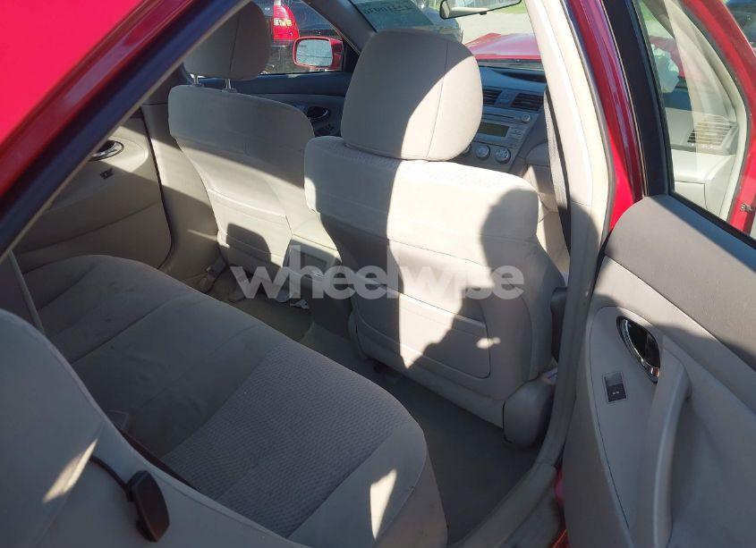 Photo 8 of 2011 Toyota Camry LE (VIN 4T4BF3EK9BR207017)