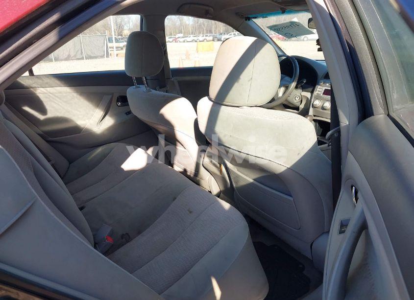 Photo 8 of 2011 Toyota Camry LE (VIN 4T4BF3EK9BR215747)