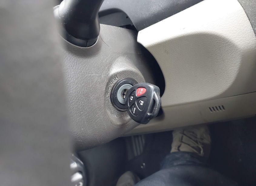 Photo 11 of 2010 Toyota Camry LE (VIN 4T4BF3EKXAR022196)