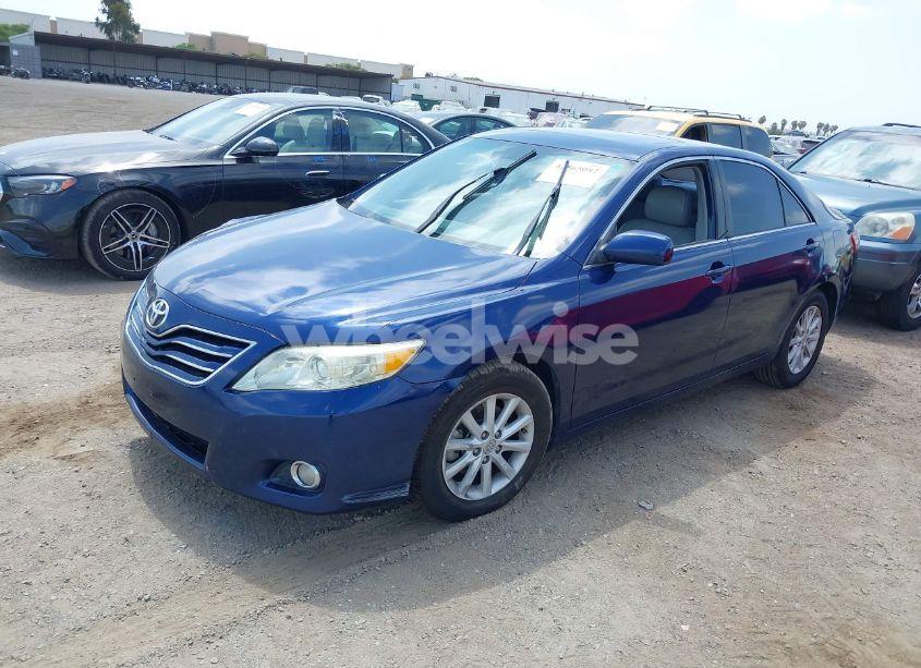 Photo 2 of 2010 Toyota Camry XLE (VIN 4T4BF3EKXAR029391)