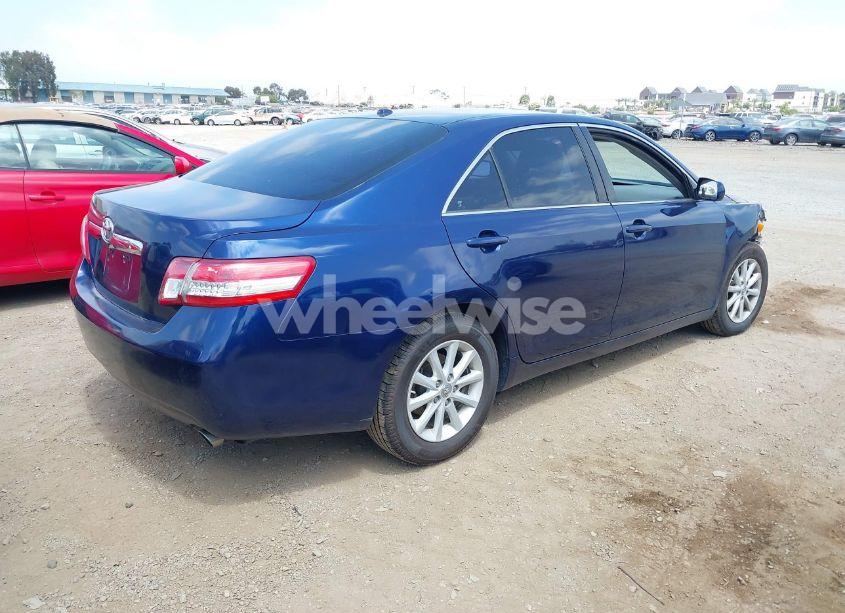 Photo 4 of 2010 Toyota Camry XLE (VIN 4T4BF3EKXAR029391)