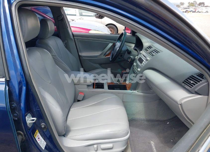 Photo 5 of 2010 Toyota Camry XLE (VIN 4T4BF3EKXAR029391)