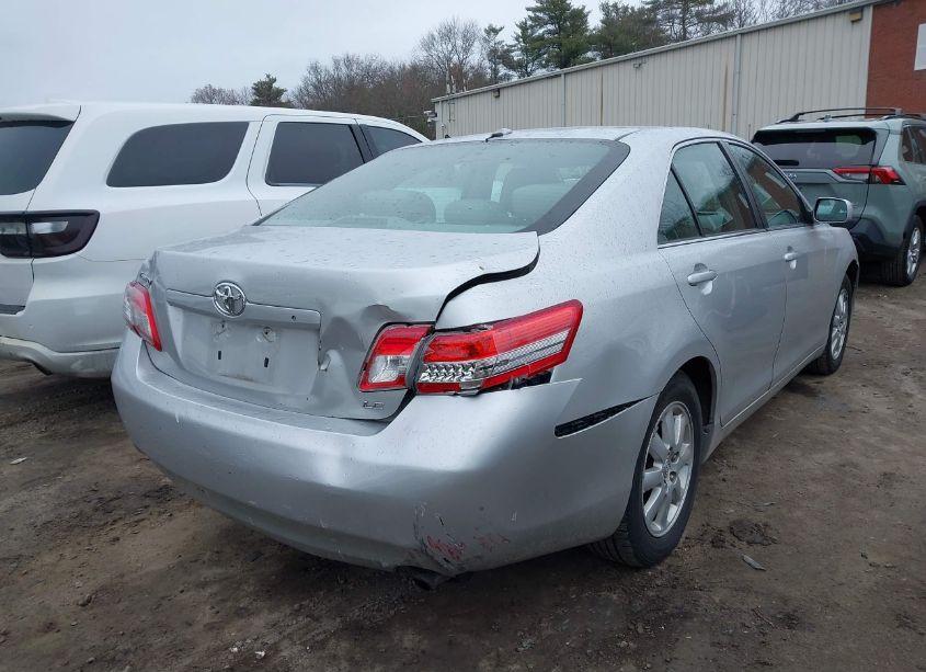 Photo 6 of 2010 Toyota Camry LE (VIN 4T4BF3EKXAR031383)