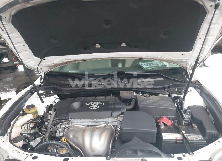 Photo 10 of 2010 Toyota Camry LE (VIN 4T4BF3EKXAR062536)