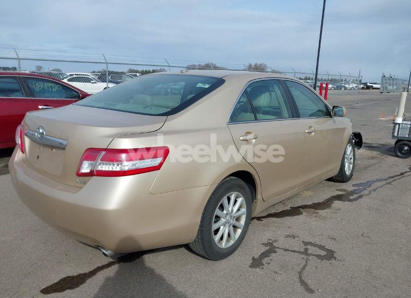 Photo 4 of 2010 Toyota Camry XLE (VIN 4T4BF3EKXAR065727)