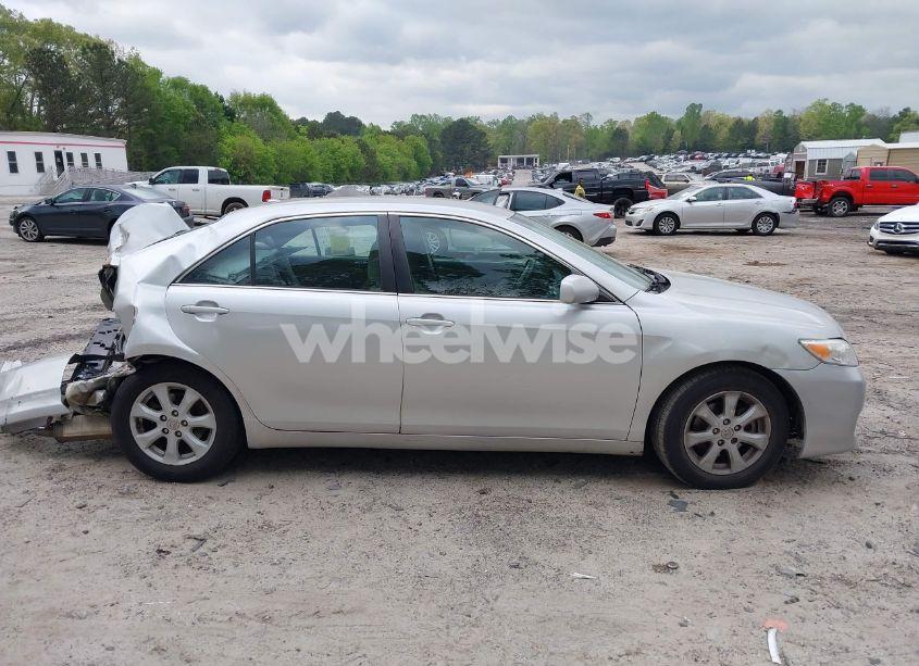 Photo 13 of 2010 Toyota Camry LE (VIN 4T4BF3EKXAR068529)