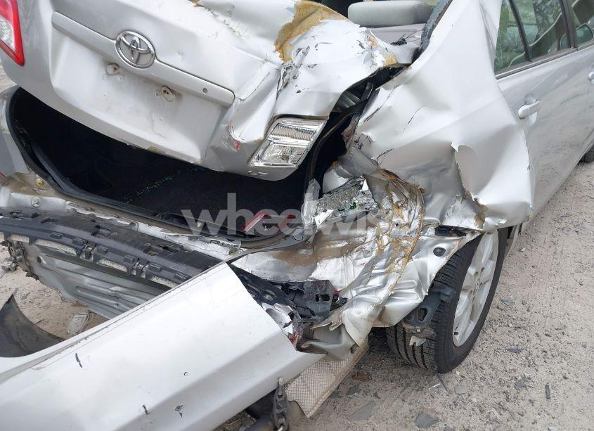 Photo 6 of 2010 Toyota Camry LE (VIN 4T4BF3EKXAR068529)