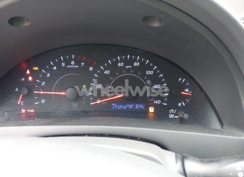 Photo 7 of 2010 Toyota Camry LE (VIN 4T4BF3EKXAR068529)