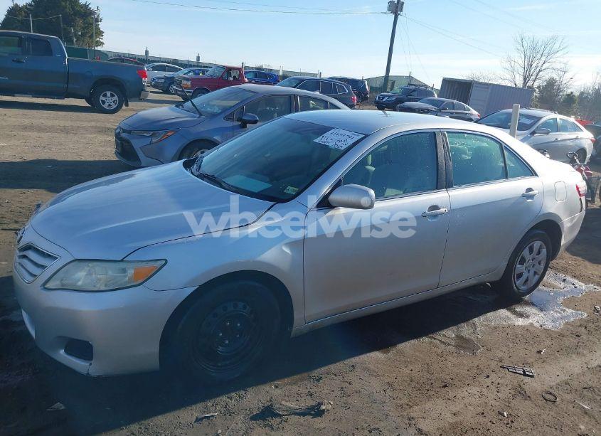 Photo 15 of 2010 Toyota Camry LE (VIN 4T4BF3EKXAR075013)