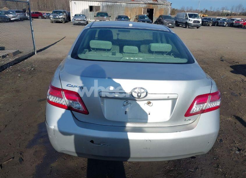Photo 17 of 2010 Toyota Camry LE (VIN 4T4BF3EKXAR075013)