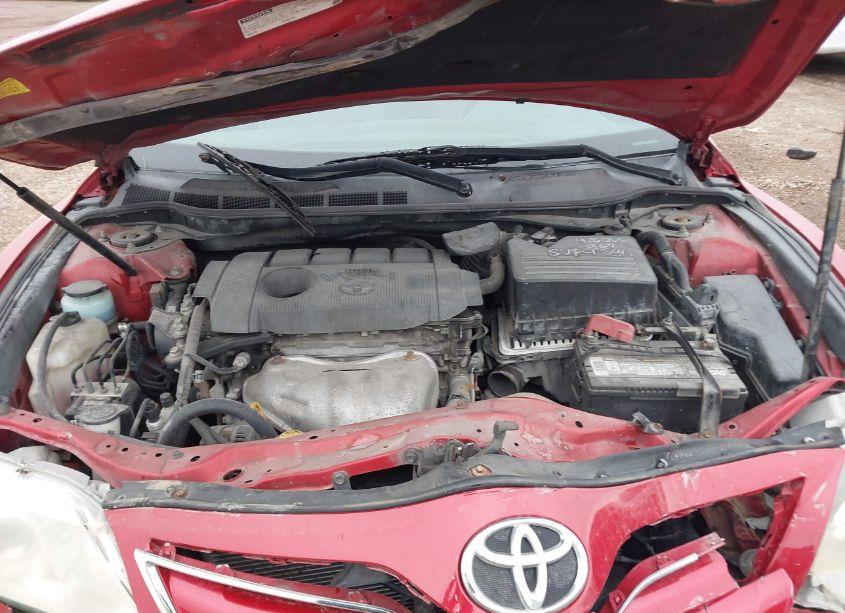 Photo 10 of 2010 Toyota Camry LE (VIN 4T4BF3EKXAR087372)