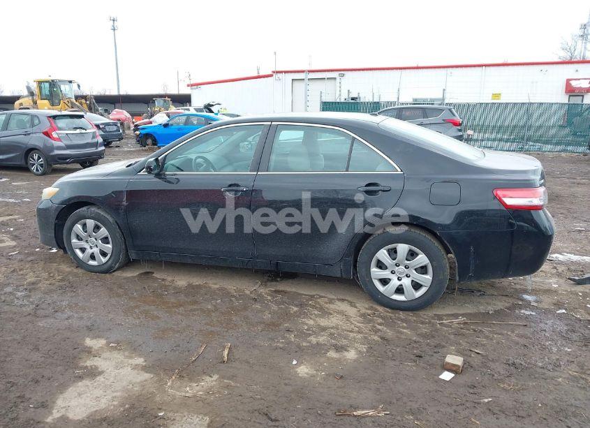 Photo 15 of 2011 Toyota Camry LE (VIN 4T4BF3EKXBR089091)