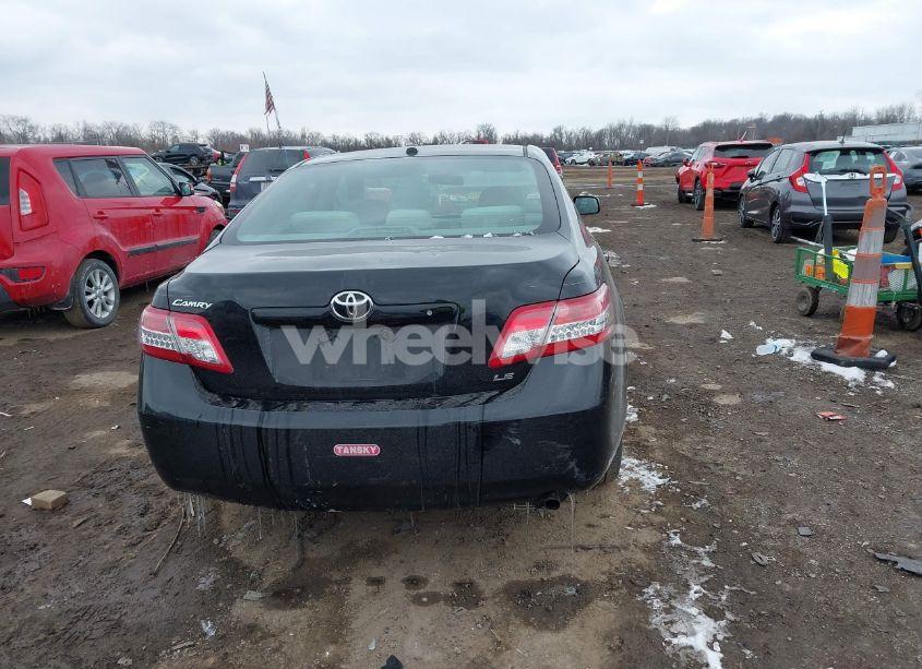 Photo 17 of 2011 Toyota Camry LE (VIN 4T4BF3EKXBR089091)