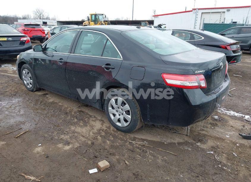 Photo 3 of 2011 Toyota Camry LE (VIN 4T4BF3EKXBR089091)