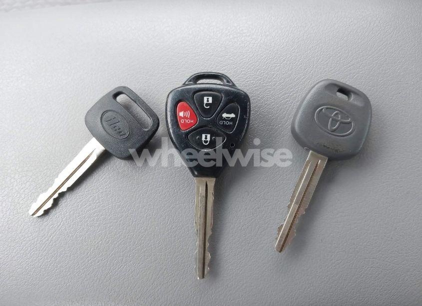 Photo 11 of 2011 Toyota Camry LE/SE/XLE (VIN 4T4BF3EKXBR096381)