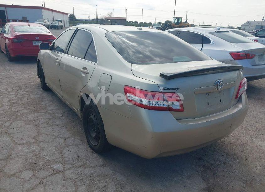 Photo 3 of 2011 Toyota Camry (VIN 4T4BF3EKXBR115432)