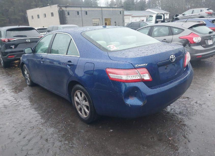 Photo 3 of 2011 Toyota Camry LE (VIN 4T4BF3EKXBR140086)