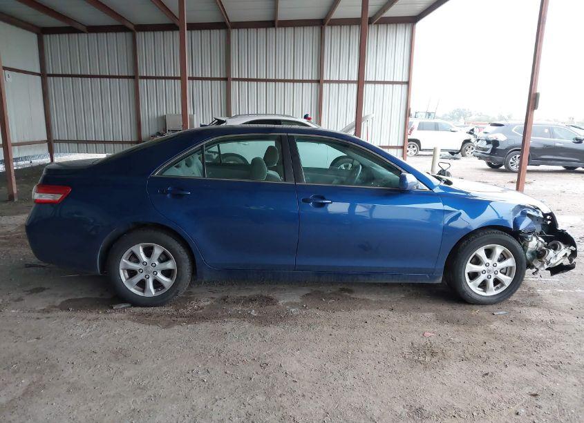 Photo 13 of 2011 Toyota Camry LE (VIN 4T4BF3EKXBR151993)