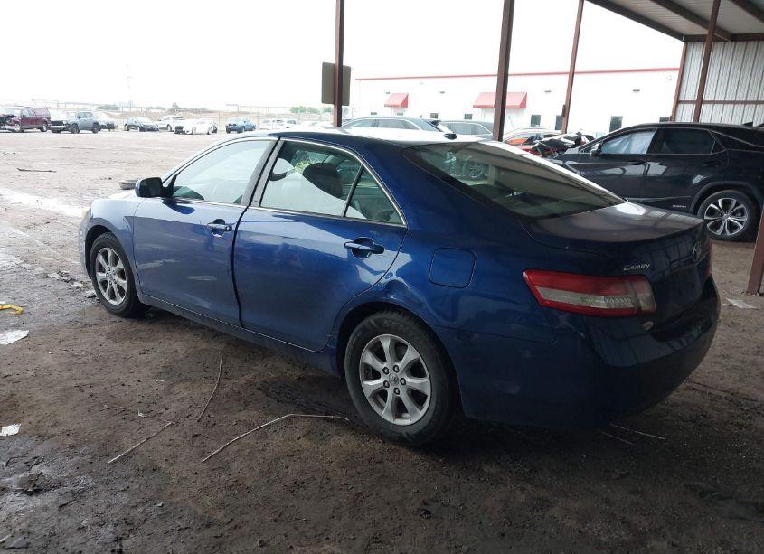 Photo 3 of 2011 Toyota Camry LE (VIN 4T4BF3EKXBR151993)