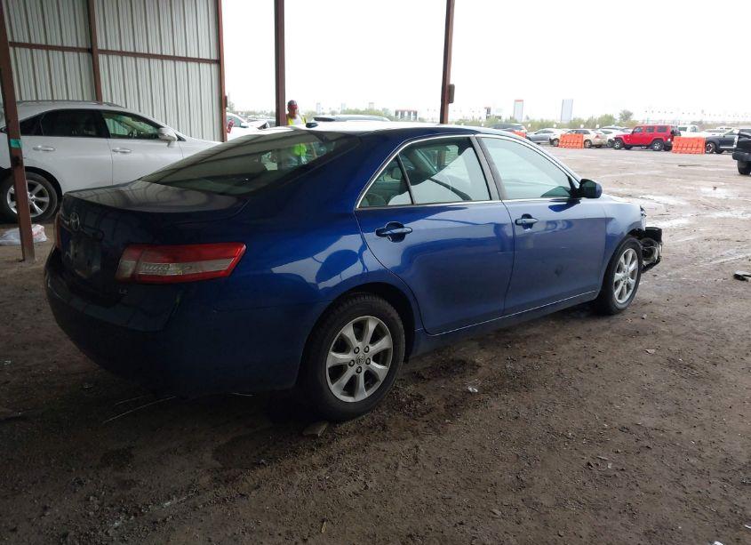 Photo 4 of 2011 Toyota Camry LE (VIN 4T4BF3EKXBR151993)