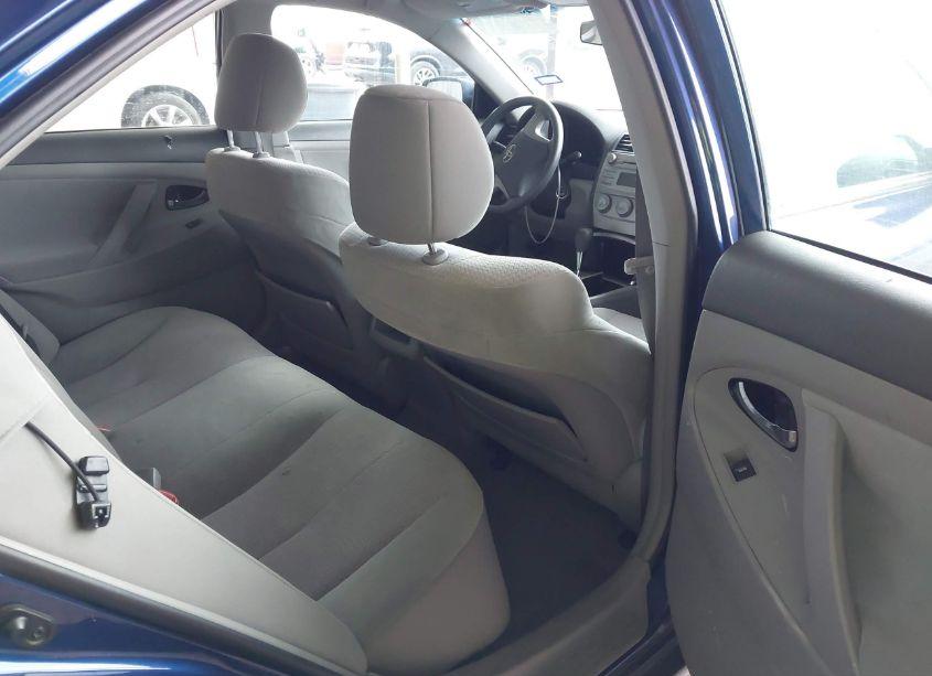 Photo 8 of 2011 Toyota Camry LE (VIN 4T4BF3EKXBR151993)