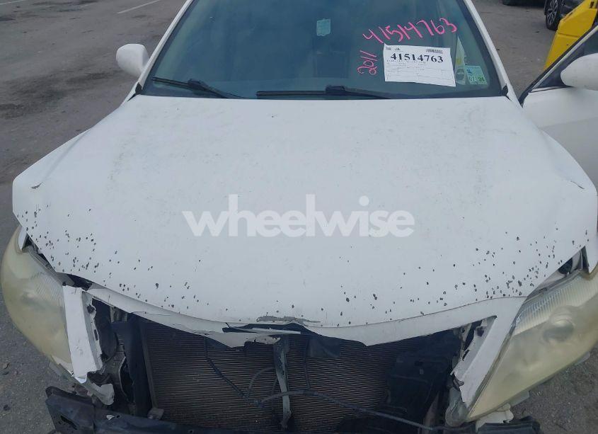 Photo 10 of 2011 Toyota Camry LE (VIN 4T4BF3EKXBR167384)