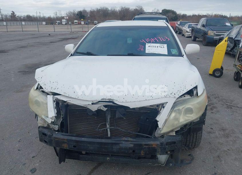 Photo 6 of 2011 Toyota Camry LE (VIN 4T4BF3EKXBR167384)