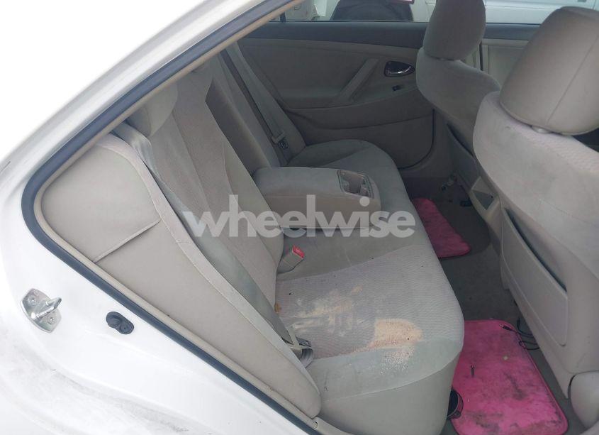 Photo 8 of 2011 Toyota Camry LE (VIN 4T4BF3EKXBR167384)