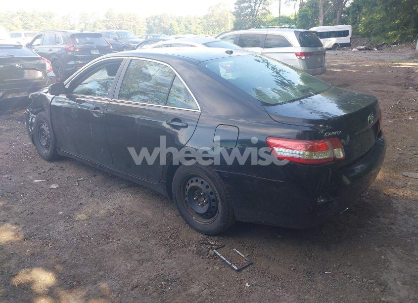 Photo 3 of 2011 Toyota Camry LE (VIN 4T4BF3EKXBR169488)