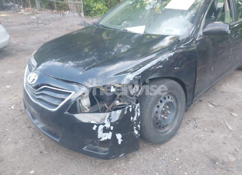 Photo 6 of 2011 Toyota Camry LE (VIN 4T4BF3EKXBR169488)