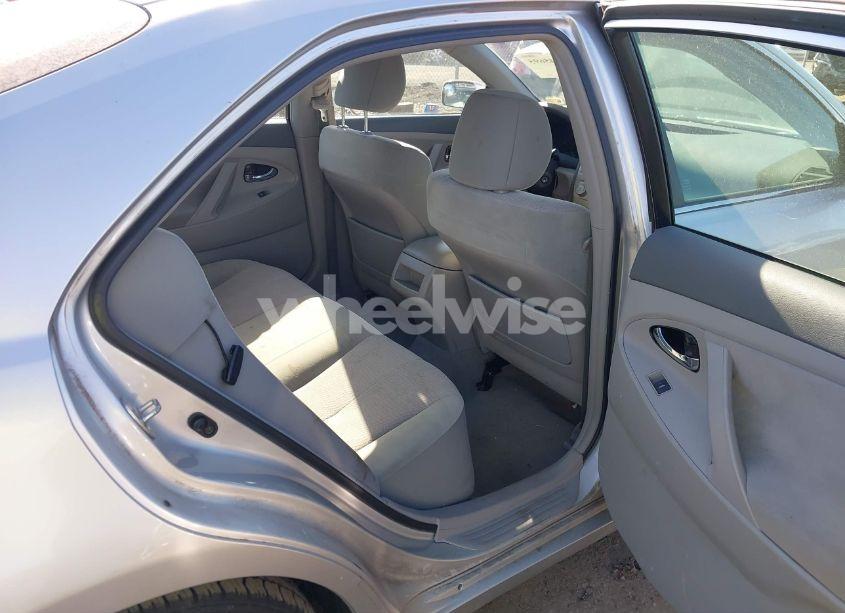 Photo 8 of 2011 Toyota Camry LE (VIN 4T4BF3EKXBR171824)