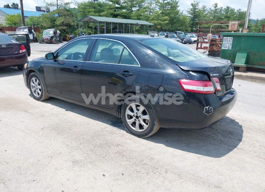 Photo 3 of 2011 Toyota Camry LE (VIN 4T4BF3EKXBR184198)