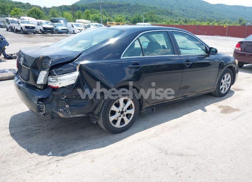 Photo 4 of 2011 Toyota Camry LE (VIN 4T4BF3EKXBR184198)