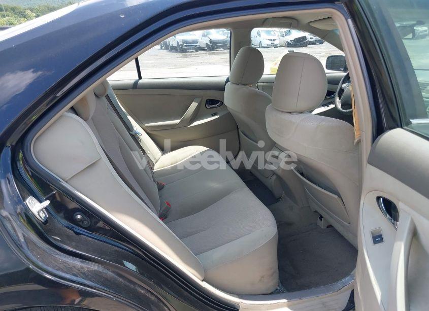 Photo 8 of 2011 Toyota Camry LE (VIN 4T4BF3EKXBR184198)