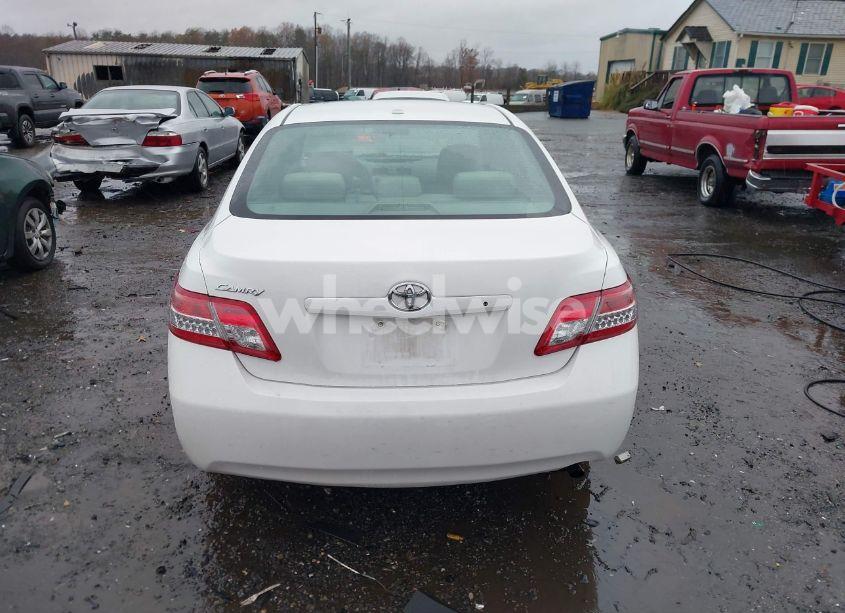 Photo 16 of 2011 Toyota Camry LE (VIN 4T4BF3EKXBR187912)