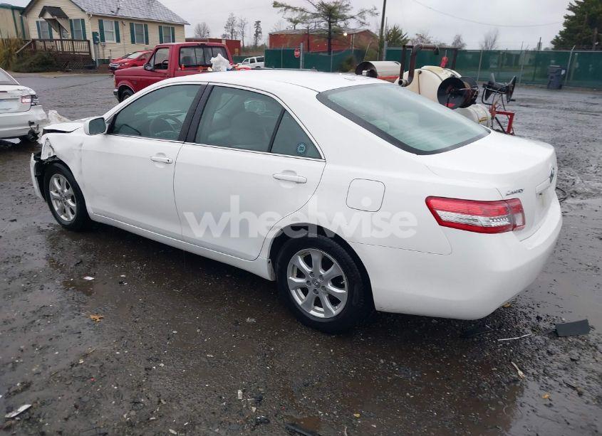 Photo 3 of 2011 Toyota Camry LE (VIN 4T4BF3EKXBR187912)