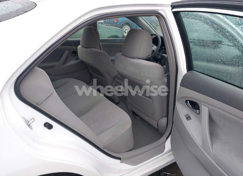 Photo 8 of 2011 Toyota Camry LE (VIN 4T4BF3EKXBR187912)