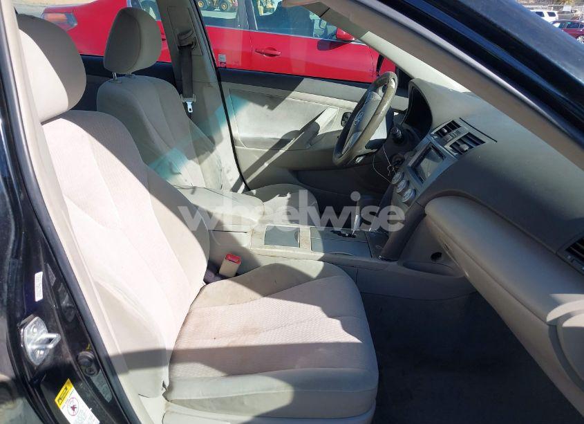 Photo 5 of 2011 Toyota Camry LE (VIN 4T4BF3EKXBR189160)