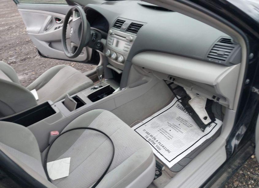 Photo 5 of 2011 Toyota Camry LE (VIN 4T4BF3EKXBR191586)