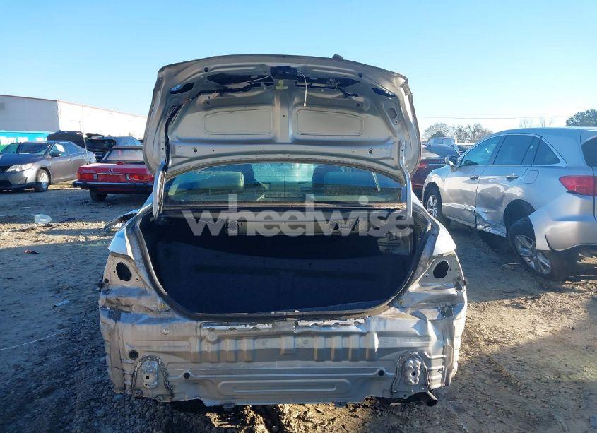 Photo 17 of 2011 Toyota Camry LE (VIN 4T4BF3EKXBR200707)