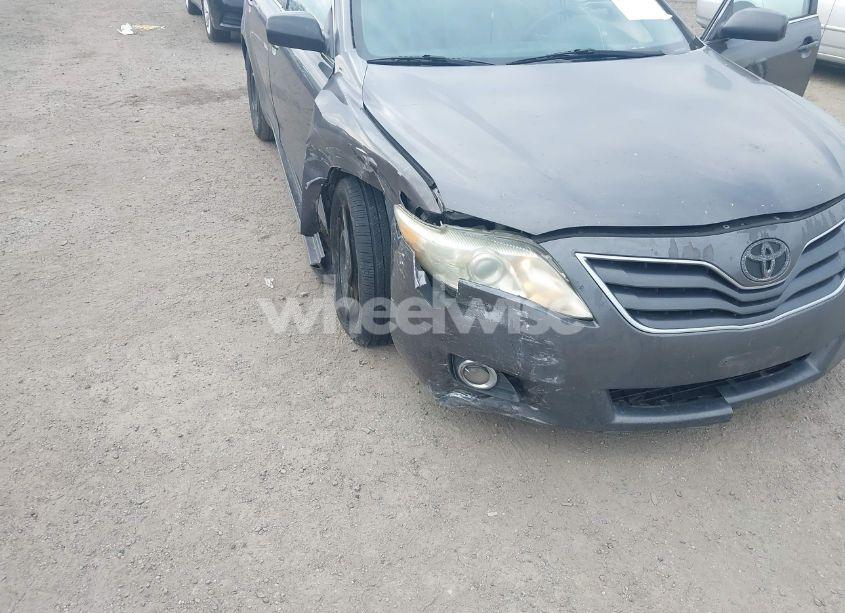Photo 6 of 2011 Toyota Camry LE (VIN 4T4BF3EKXBR206491)