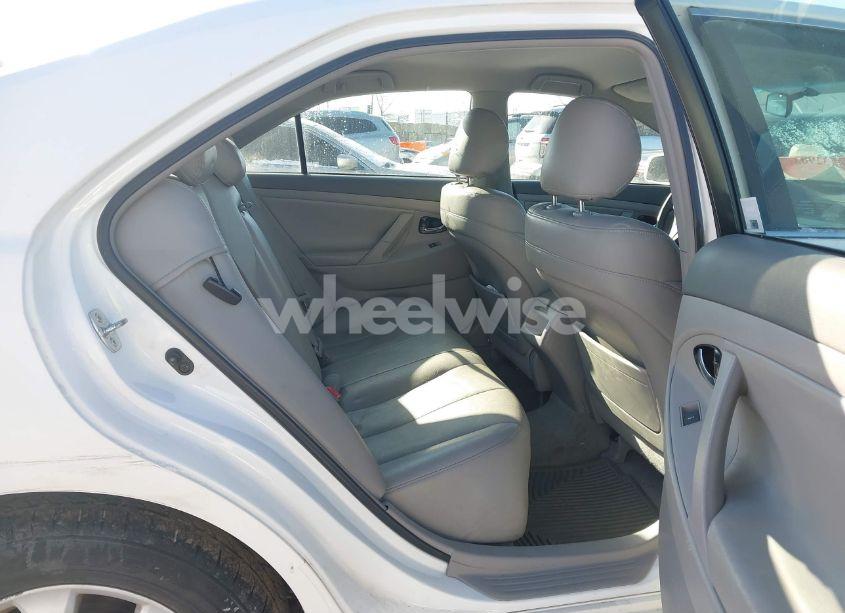 Photo 8 of 2011 Toyota Camry LE (VIN 4T4BF3EKXBR209505)