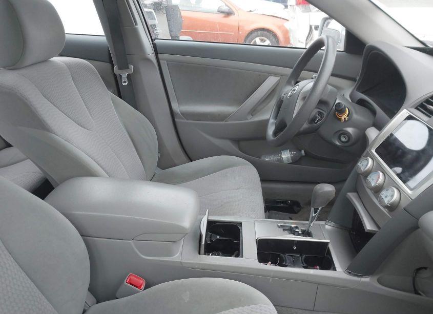 Photo 5 of 2011 Toyota Camry LE (VIN 4T4BF3EKXBR209634)