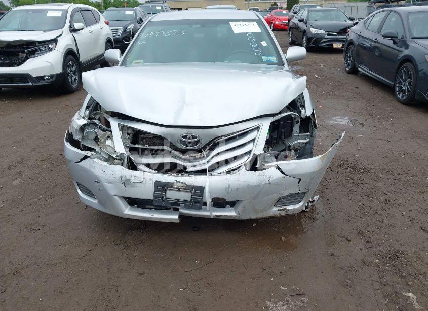 Photo 6 of 2011 Toyota Camry LE/SE/XLE (VIN 4T4BF3EKXBR218625)